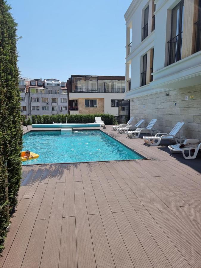 Apartment In Evargreen Complex With Terrace Varna Exteriér fotografie