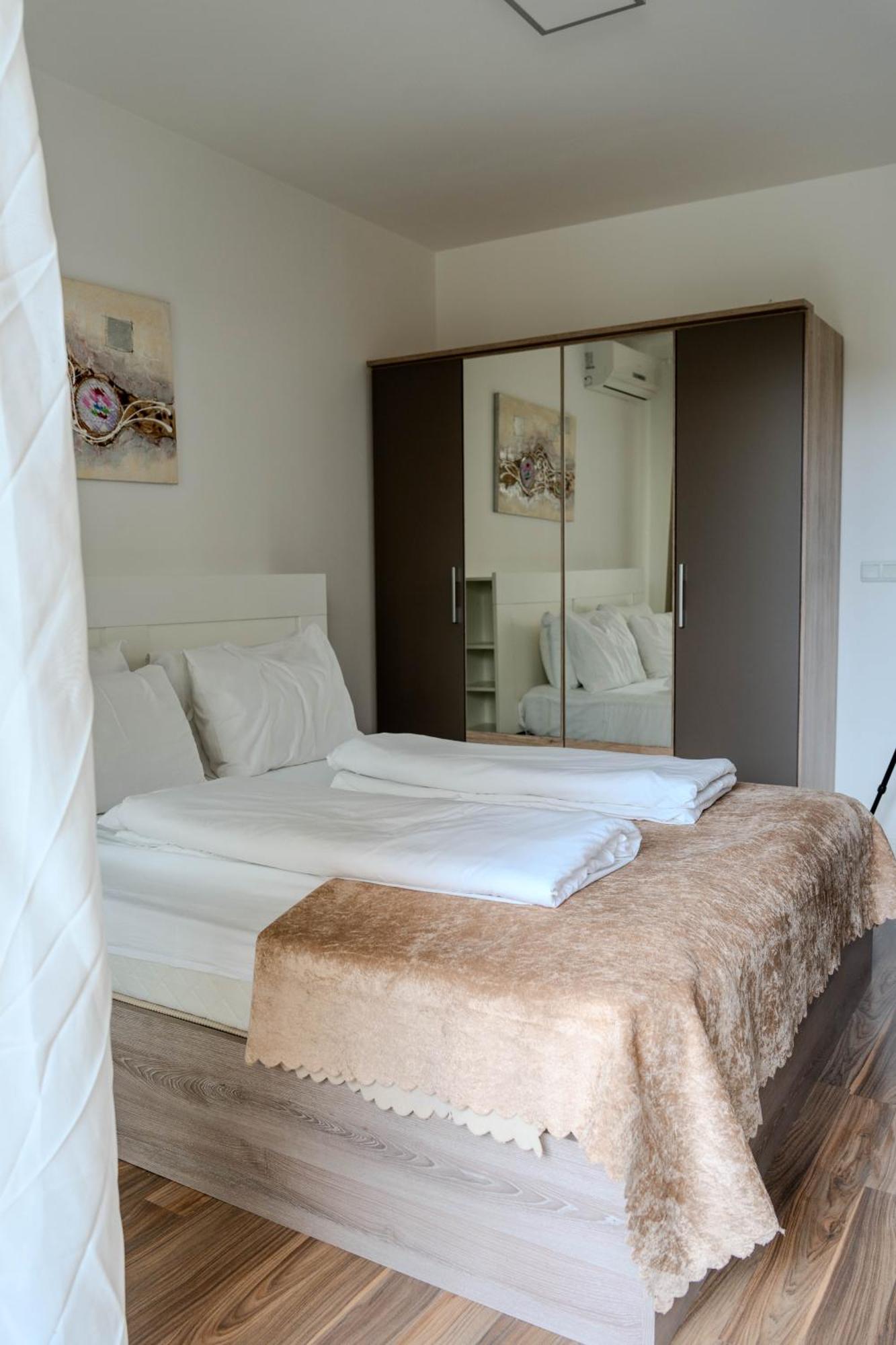 Apartment In Evargreen Complex With Terrace Varna Exteriér fotografie