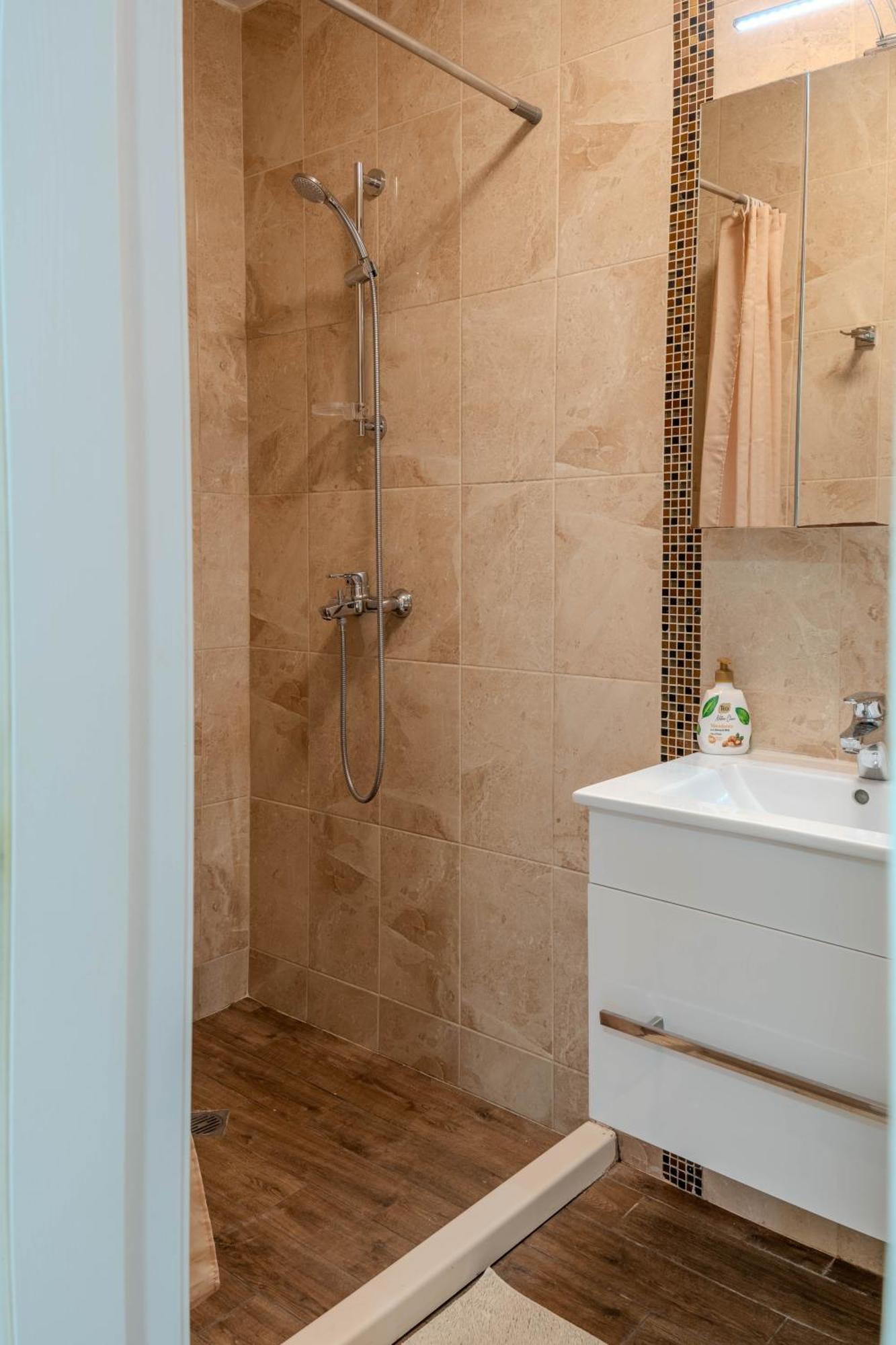 Apartment In Evargreen Complex With Terrace Varna Exteriér fotografie